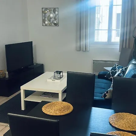 Apartment Charly *